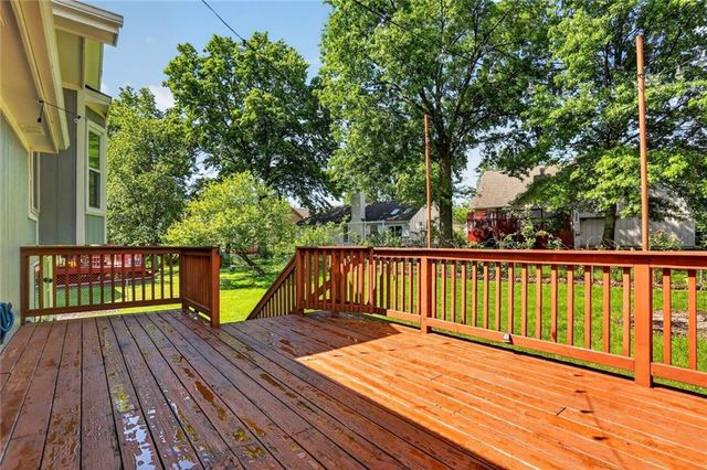 15270 Conser Street, Overland Park, KS 66223