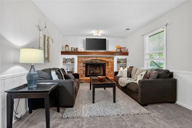 15270 Conser Street, Overland Park, KS 66223