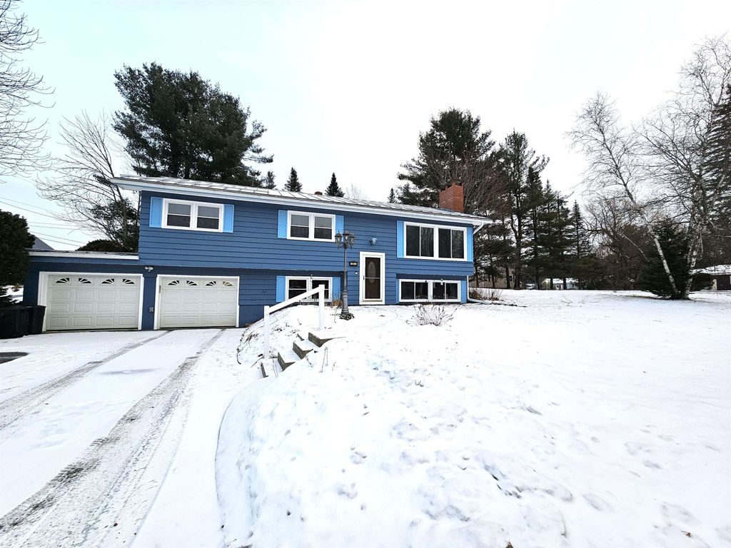 141 Patenaude Street, Derby, VT 05830