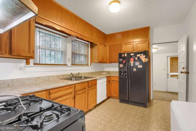 6950 Dodd Road, Riverdale, GA 30296