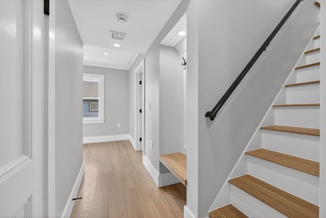 29 Hanson St 2, Somerville, MA 02143