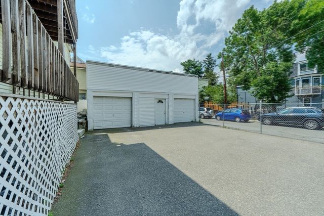 29 Hanson St 2, Somerville, MA 02143