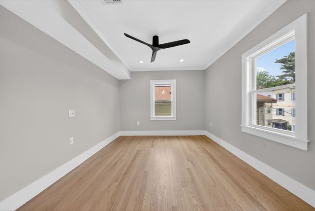 29 Hanson St 2, Somerville, MA 02143