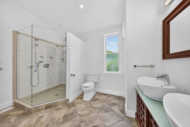 29 Hanson St 2, Somerville, MA 02143