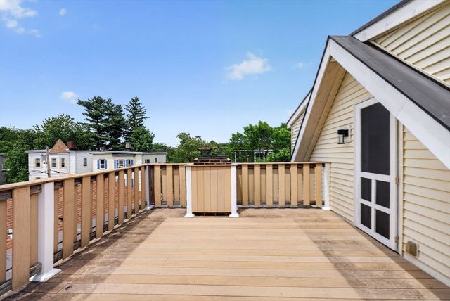 29 Hanson St 2, Somerville, MA 02143