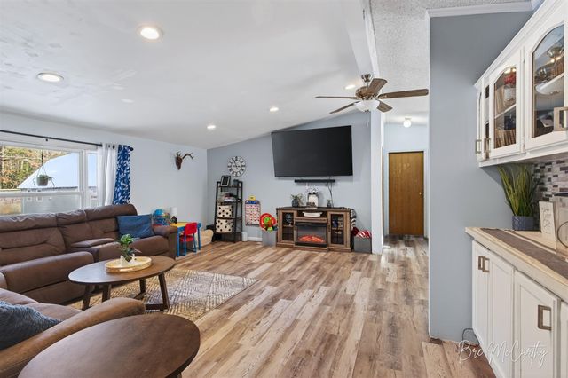 6751 Sweeter Road, Twin Lake, MI 49457