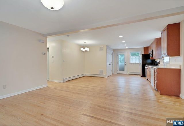 125 Lenox Avenue 1, Ridgewood, NJ 07450