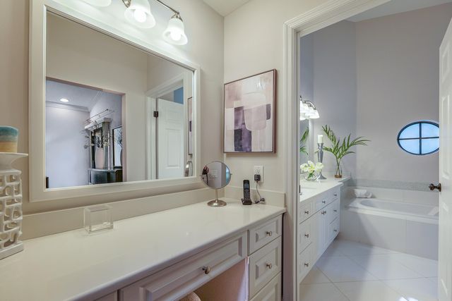 23264 N Mirabella Cir Circle N, Boca Raton, FL 33433