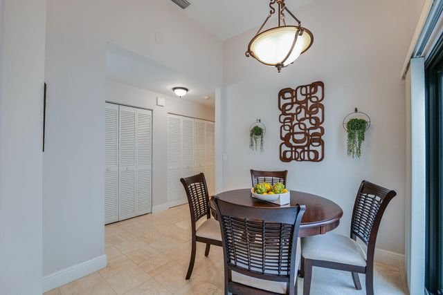 23264 N Mirabella Cir Circle N, Boca Raton, FL 33433