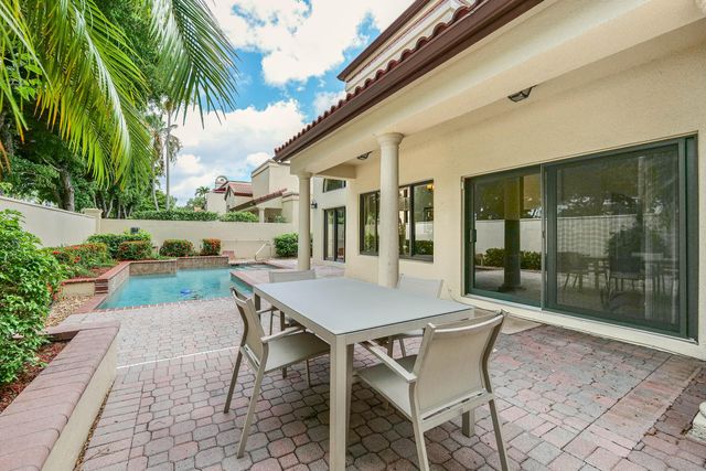 23264 N Mirabella Cir Circle N, Boca Raton, FL 33433