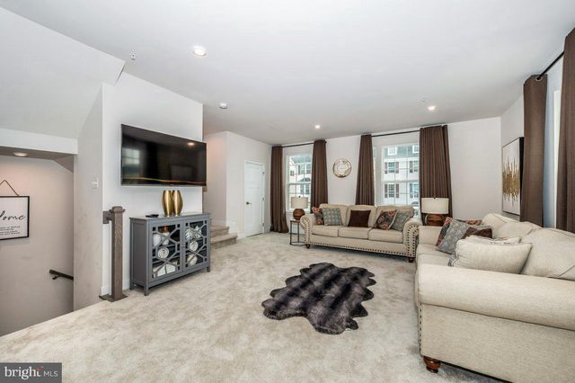 324 PEMBERTON PARK LN, Frederick, MD 21703