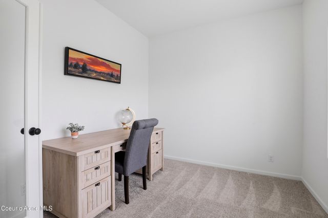 10482 N Belgrave Lp, Hayden, ID 83835