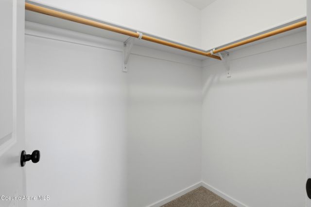 10482 N Belgrave Lp, Hayden, ID 83835