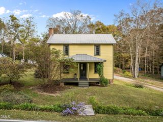 2463 Glencoe Street, Burlington, NC 27217