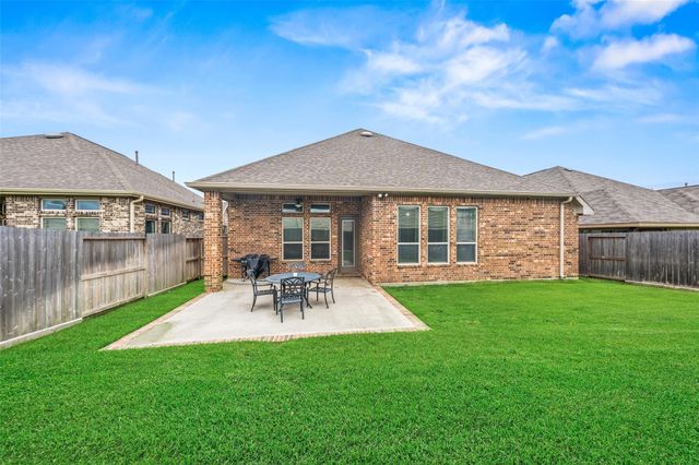9319 Dochfour Lane, Tomball, TX 77375
