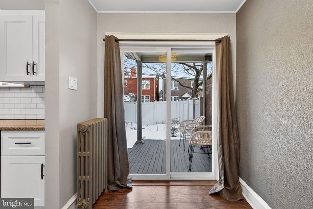 545 HAND AVE, Lancaster, PA 17602