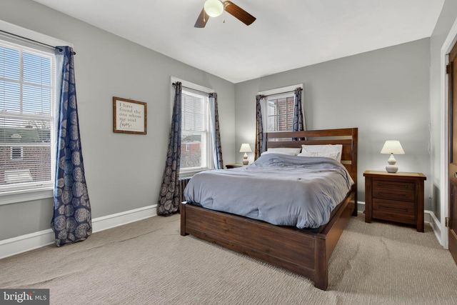 545 HAND AVE, Lancaster, PA 17602