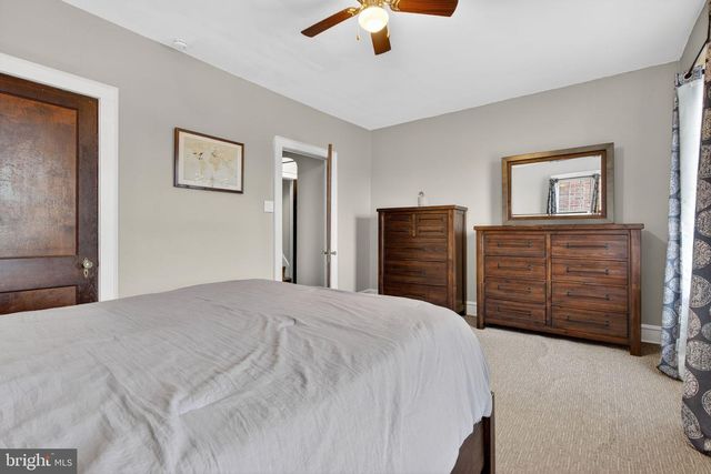 545 HAND AVE, Lancaster, PA 17602