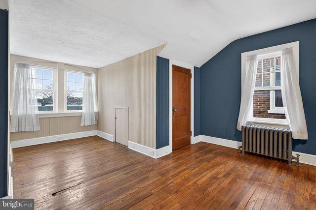 545 HAND AVE, Lancaster, PA 17602