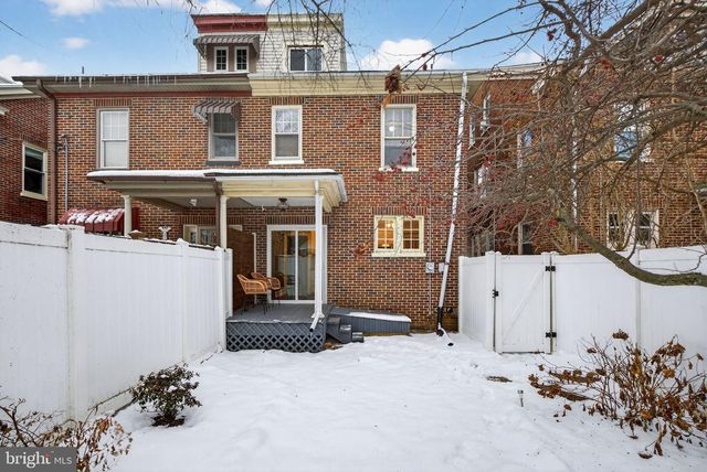 545 HAND AVE, Lancaster, PA 17602