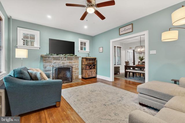 545 HAND AVE, Lancaster, PA 17602