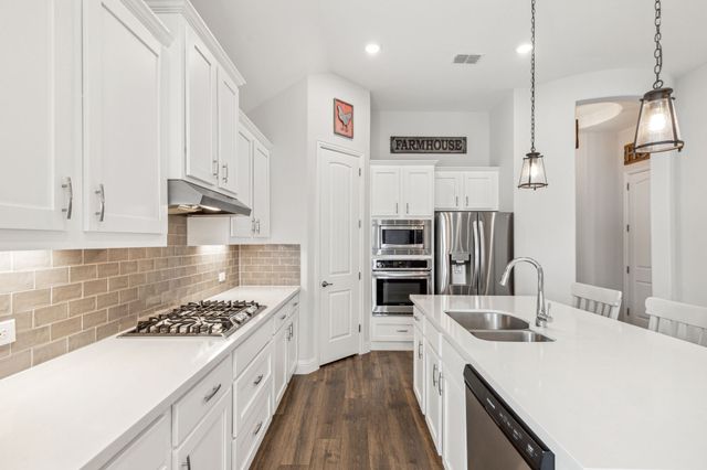 482 Prairie View Drive, Haslet, TX 76052