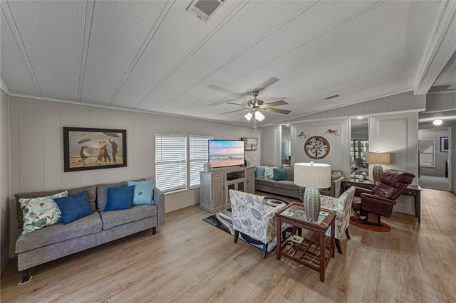 35122 MCCULLOUGHS LEAP, Zephyrhills, FL 33541