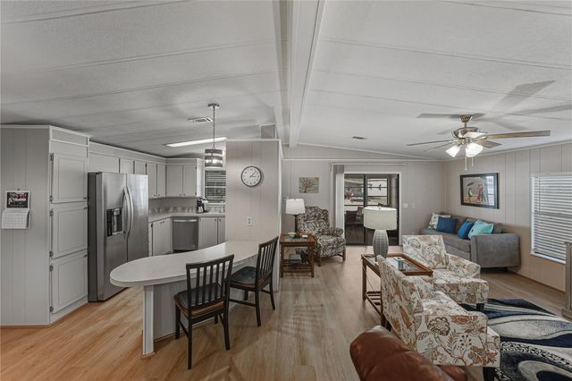 35122 MCCULLOUGHS LEAP, Zephyrhills, FL 33541