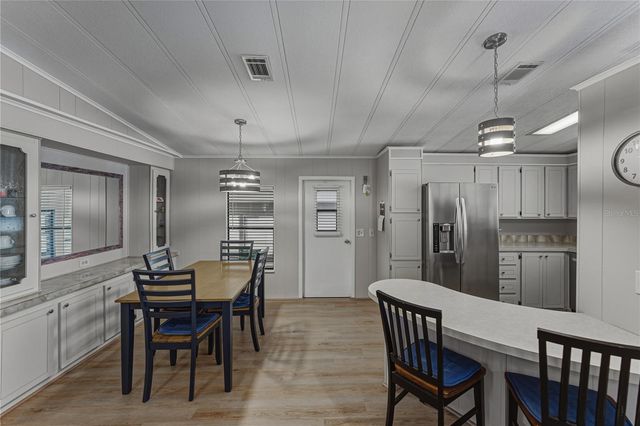 35122 MCCULLOUGHS LEAP, Zephyrhills, FL 33541