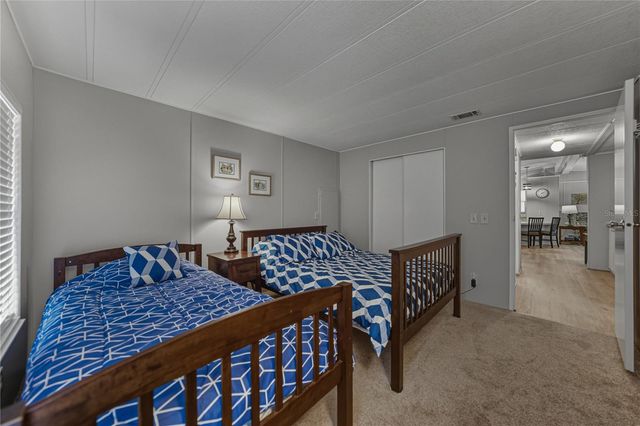 35122 MCCULLOUGHS LEAP, Zephyrhills, FL 33541