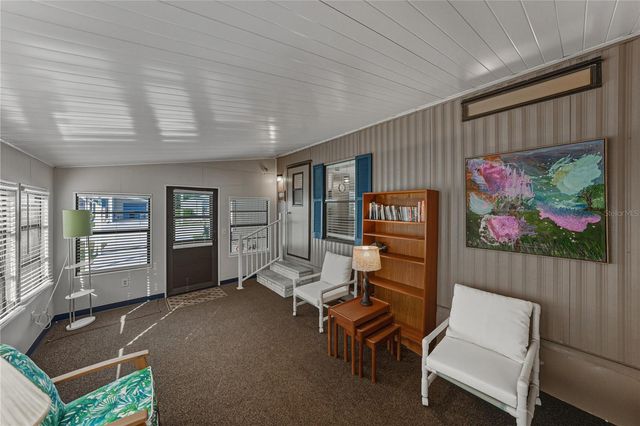 35122 MCCULLOUGHS LEAP, Zephyrhills, FL 33541