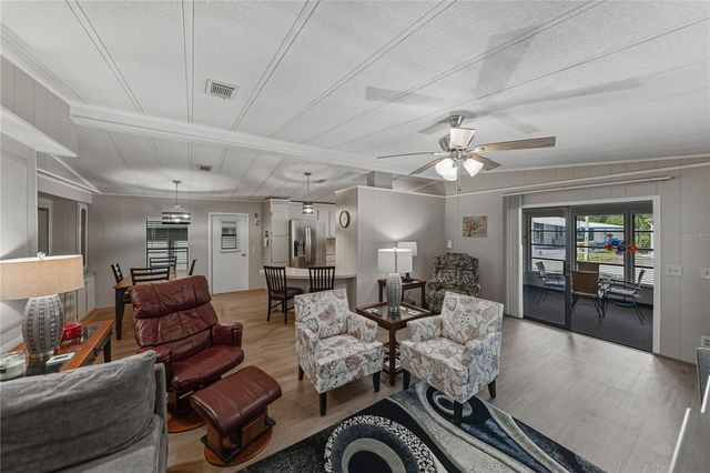 35122 MCCULLOUGHS LEAP, Zephyrhills, FL 33541