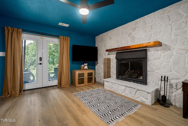 164 Carden Drive, Elizabethton, TN 37643