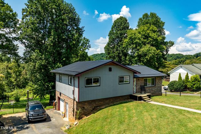 164 Carden Drive, Elizabethton, TN 37643