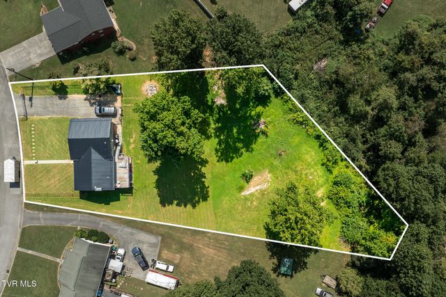 164 Carden Drive, Elizabethton, TN 37643