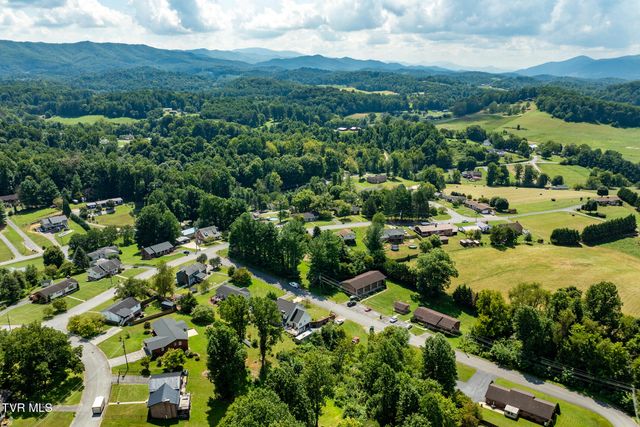 164 Carden Drive, Elizabethton, TN 37643