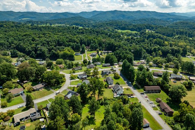 164 Carden Drive, Elizabethton, TN 37643