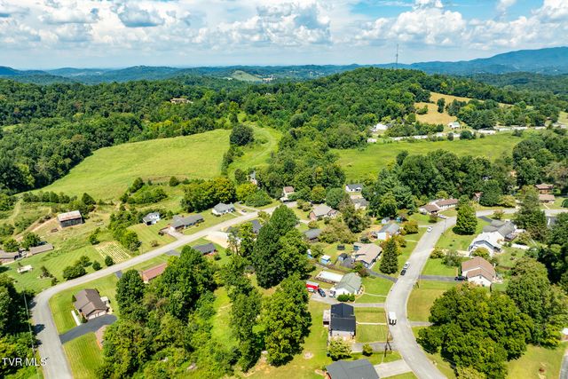 164 Carden Drive, Elizabethton, TN 37643