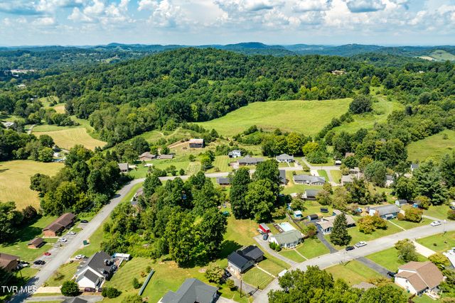 164 Carden Drive, Elizabethton, TN 37643