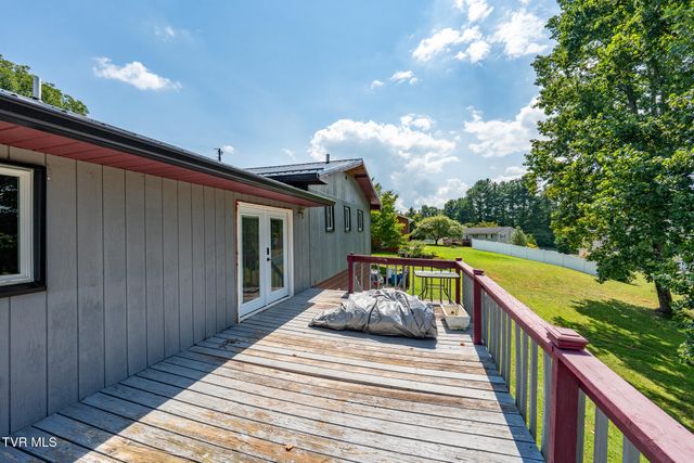 164 Carden Drive, Elizabethton, TN 37643