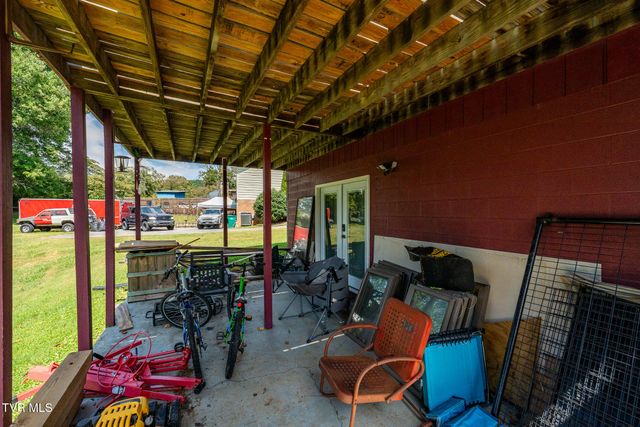 164 Carden Drive, Elizabethton, TN 37643