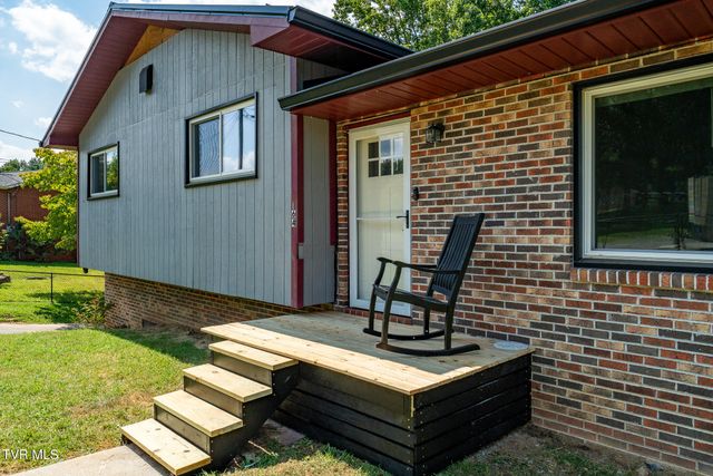 164 Carden Drive, Elizabethton, TN 37643