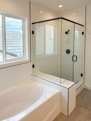 1200 Wildflower Drive, Madera, CA 93636