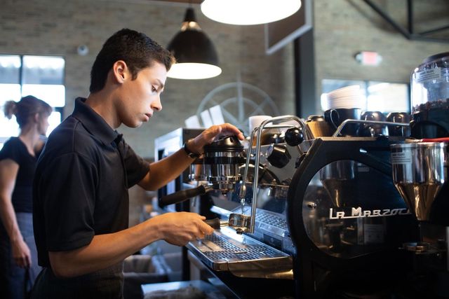 1200 Wildflower Drive, Madera, CA 93636