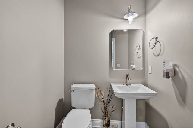 265 Villager Drive, St Simons Island, GA 31522