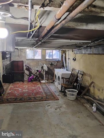 2609 S BEULAH ST, Philadelphia, PA 19148