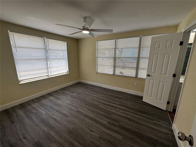 1610 CREST AVENUE, Leesburg, FL 34748