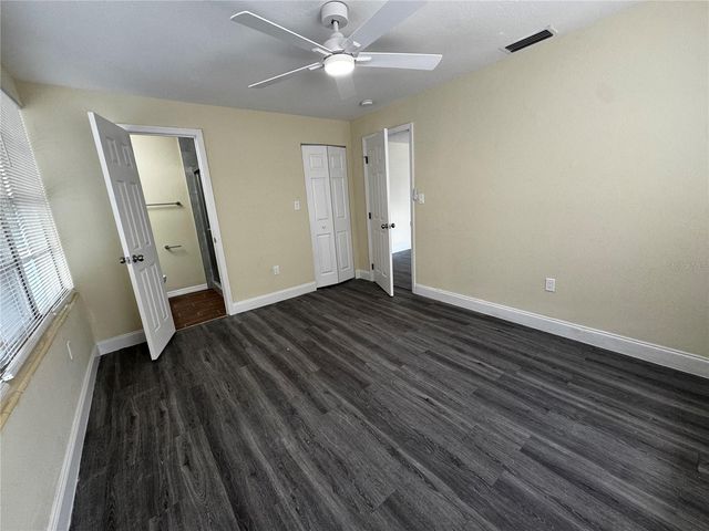 1610 CREST AVENUE, Leesburg, FL 34748