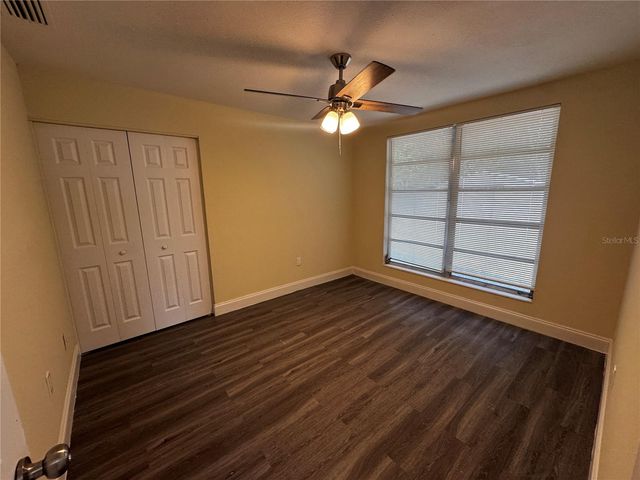 1610 CREST AVENUE, Leesburg, FL 34748