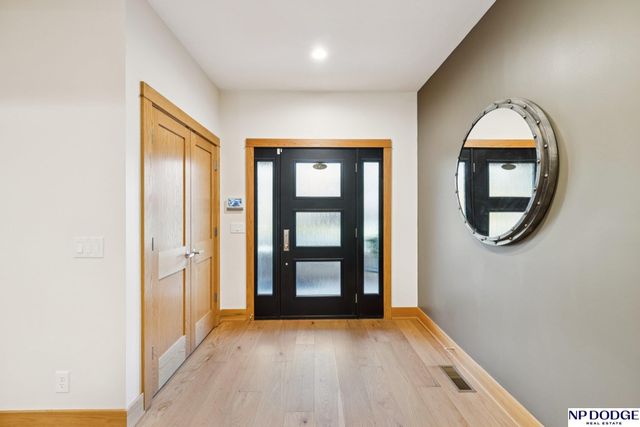 6345 Black Forest Drive, Lincoln, NE 68516